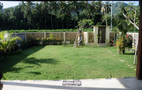 Гостиница Villa Gayatri Hidden Oasis  Abang